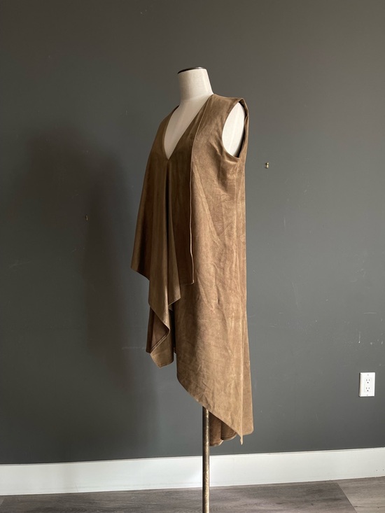BCBG Draped Asymmetrical Dress Brown Suede Feel Minimalist Midi Modern Capsule - Picture 3 of 6
